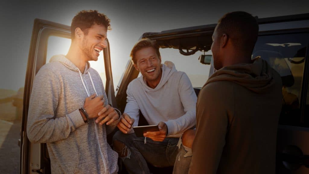 3 Friends socializing