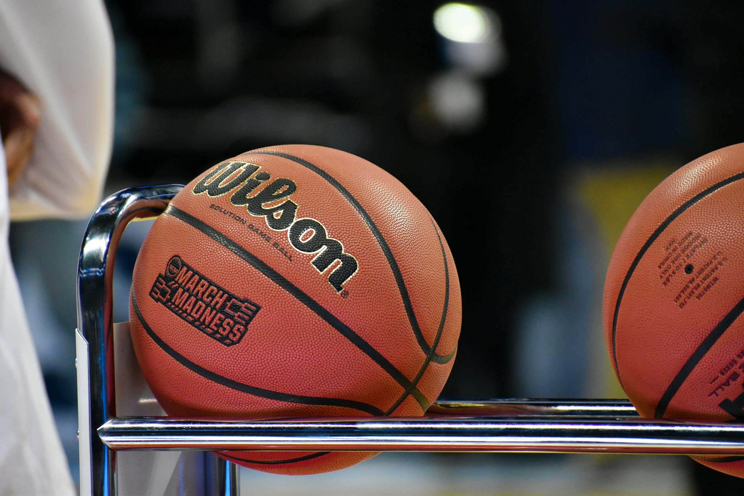 NCAA March Madness #1 Seeds: Contenders or Pretenders?