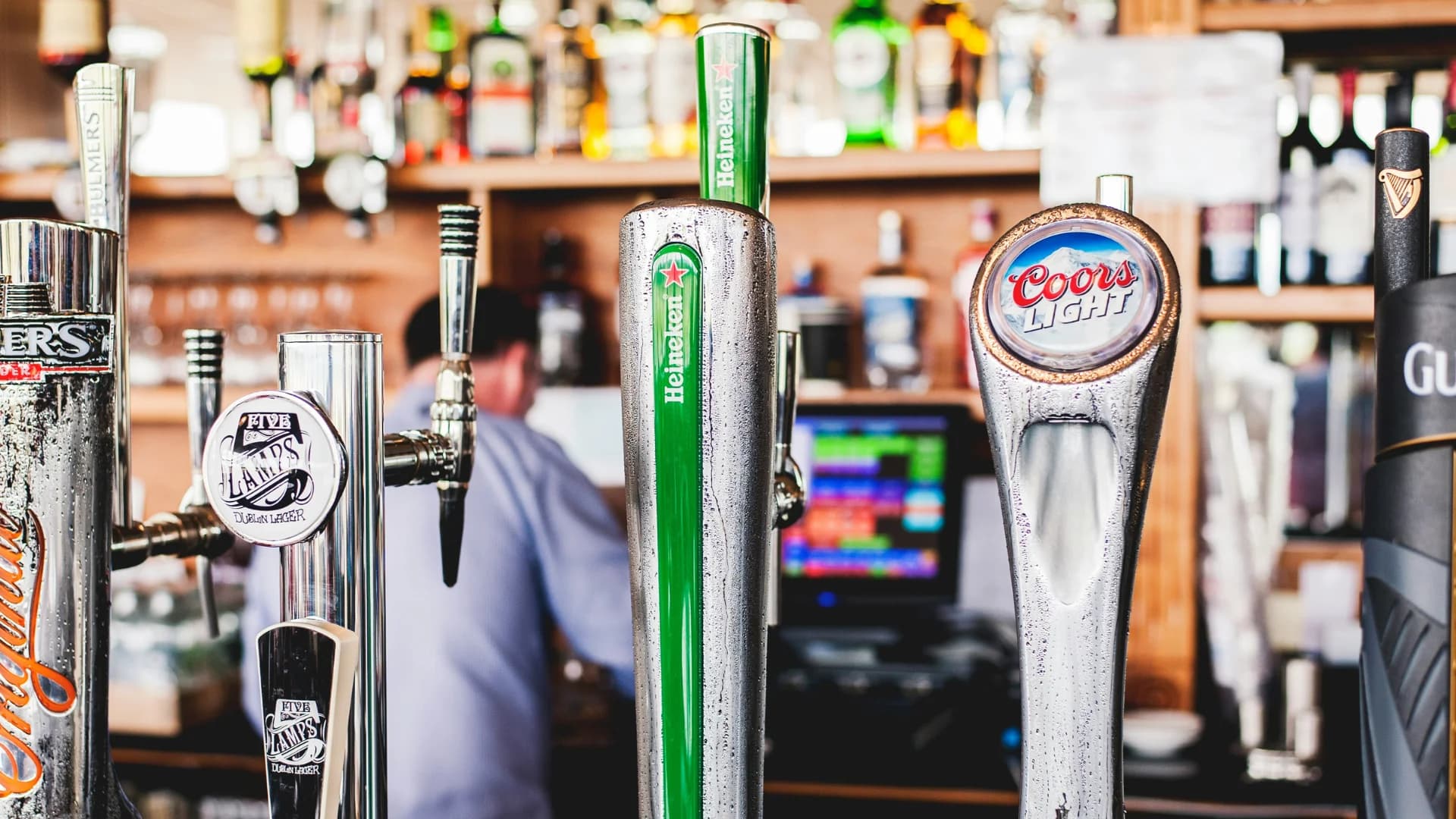 Sports bars for the world cup 1